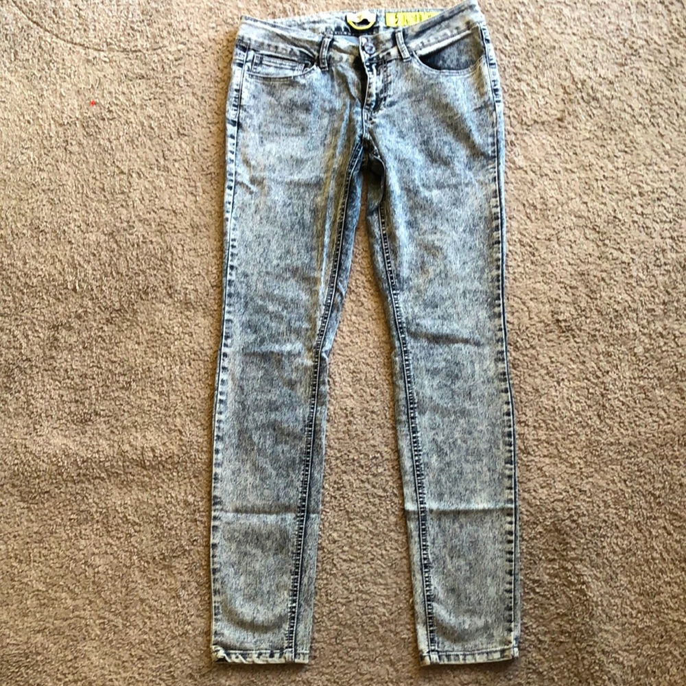 Skinny jeans